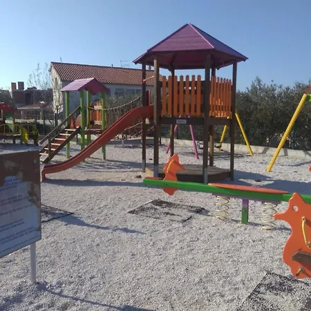 Apartman Peaceful With Style - One Bedroom *