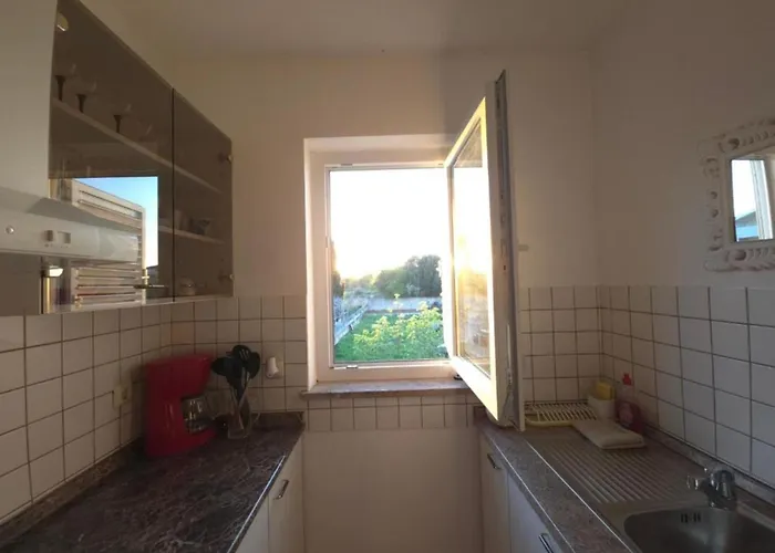 Peaceful With Style - One Bedroom *